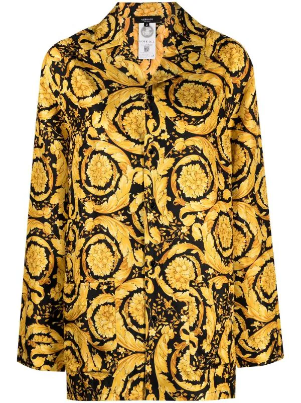 Versace Chemise De Pyjama En Soie à Imprimé Baroque Femme 2 Versace Chemise De Pyjama En Soie à Imprimé Baroque Femme – Image 2