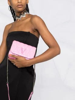 Versace Sac à Bandoulière Matelassé Virtus Femme -Pas Cher Versace Boutique 15985491 cfbec1c8 e626 4d1f 85a7 10b642eb0b48 600