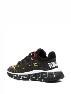 Versace Baskets Trigreca à Imprimé Baroque Femme 6 Versace Baskets Trigreca à Imprimé Baroque Femme -Pas Cher Versace Boutique 15985555 30429470 600