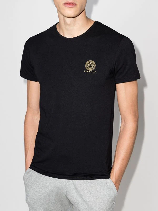 ( Positively Conscious ) Versace T-shirt à Logo Medusa A1008 BLACK 2 ( Positively Conscious ) Versace T-shirt à Logo Medusa A1008 BLACK – Image 2