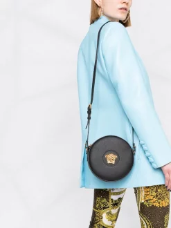 Versace KVO41 NERO ORO VERSACE Sac Porté épaule à Motif Medusa Femme 8 Versace KVO41 NERO ORO VERSACE Sac Porté épaule à Motif Medusa Femme -Pas Cher Versace Boutique 16287622 5de388fb c7bc 4c50 914f 0565f7c7870a 600