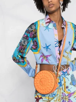 Versace Sac à Bandoulière La Medusa à Détails De Perles 1O24V Tangerine Oro Versace -Pas Cher Versace Boutique 16289143 c551a76e 1a39 49fc 988a 537c632afac1 600