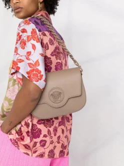 Versace 1K15V CARGO Sac Porté épaule Medusa Femme -Pas Cher Versace Boutique 16289145 4b654391 504c 4559 87e7 80272ee8c9f4 600