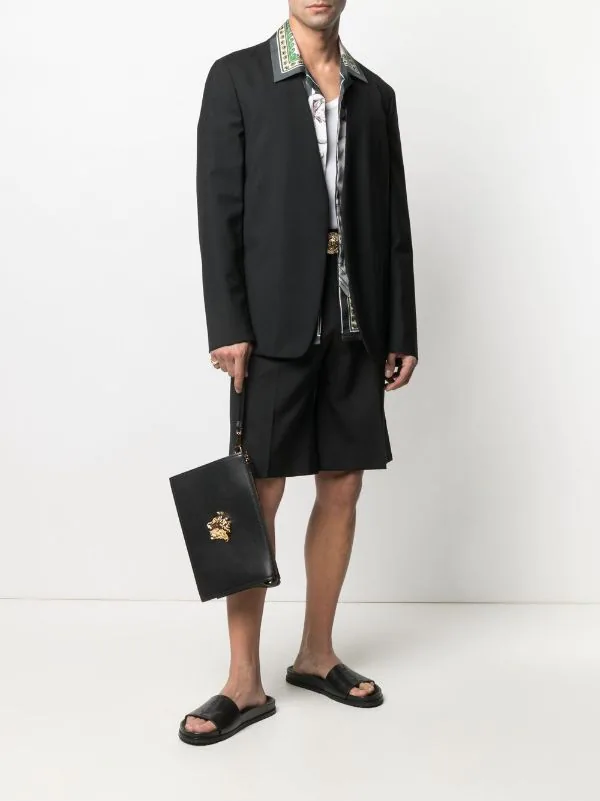 Versace Pochette à Plaque Medusa 1B00V NERO/ORO 2 Versace Pochette à Plaque Medusa 1B00V NERO/ORO – Image 2