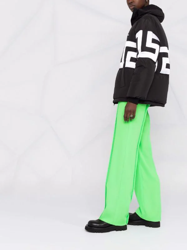 Versace Doudoune à Imprimé Greca 2B020 BLACK + WHITE 4 Versace Doudoune à Imprimé Greca 2B020 BLACK + WHITE – Image 4