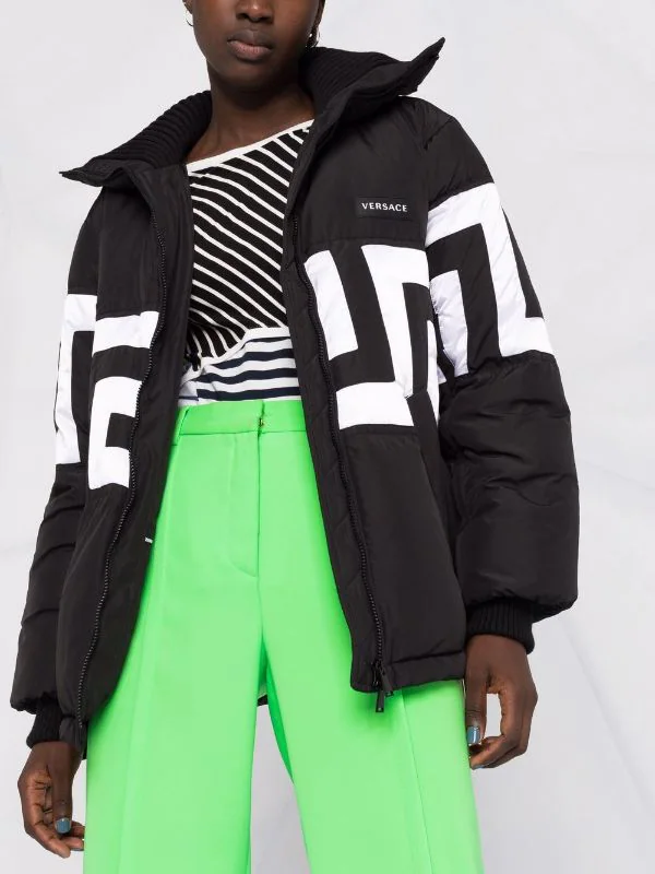 Versace Doudoune à Imprimé Greca 2B020 BLACK + WHITE 5 Versace Doudoune à Imprimé Greca 2B020 BLACK + WHITE – Image 5