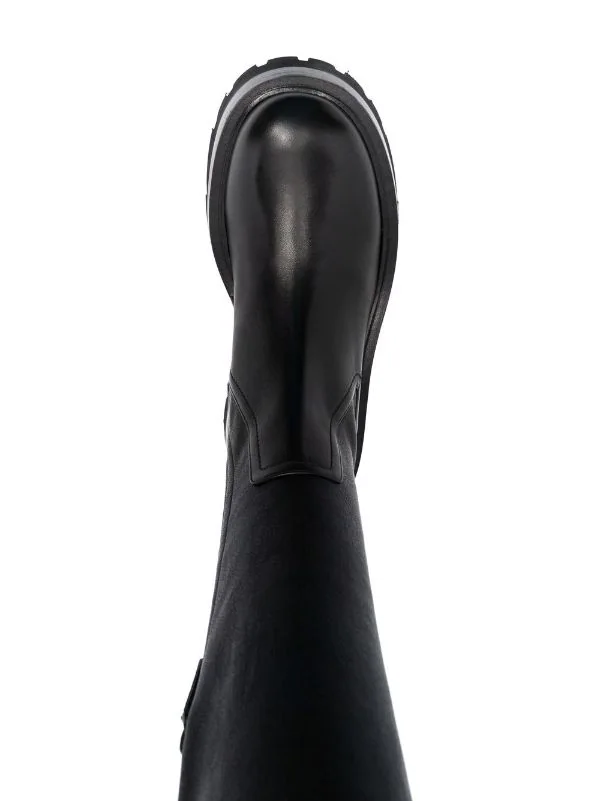 Versace 1B000 BLACK Bottes En Cuir Femme 4 Versace 1B000 BLACK Bottes En Cuir Femme – Image 4