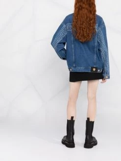 Versace Veste En Jean à Logo Imprimé 1D100 DARK BLUE -Pas Cher Versace Boutique 16892195 89022088 57ef 4ad0 b91d 39cdb4c21613 600