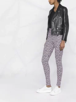 ( Nouvelle Collection ) Versace 5P210 CANDY + BLACK Legging à Imprimé La Greca Femme -Pas Cher Versace Boutique 17321833 6cae6f7c 70e2 45d4 ab79 a665cf213886 600
