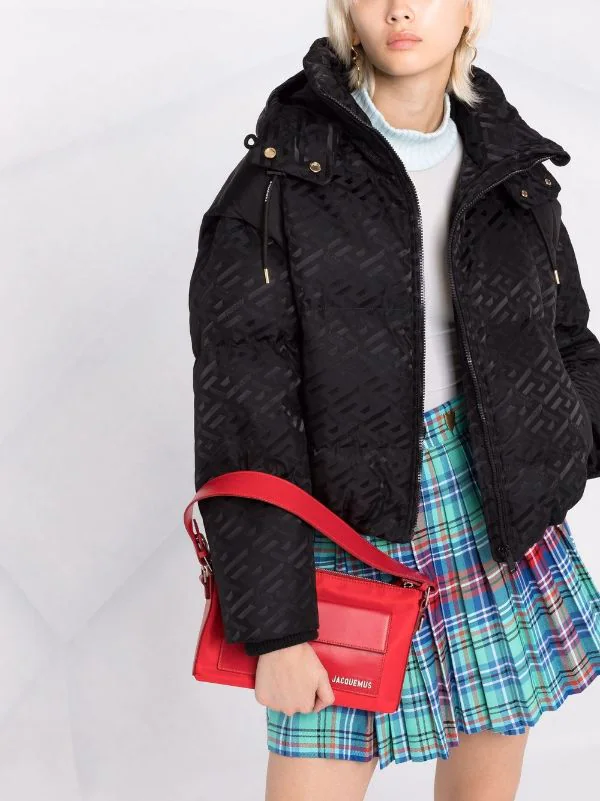 Versace Doudoune à Logo Imprimé 1B000 BLACK 5 Versace Doudoune à Logo Imprimé 1B000 BLACK – Image 5