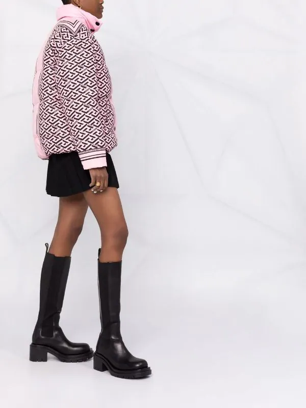 ( Nouvelle Collection ) Versace Doudoune à Imprimé La Greca Femme 6 ( Nouvelle Collection ) Versace Doudoune à Imprimé La Greca Femme – Image 6