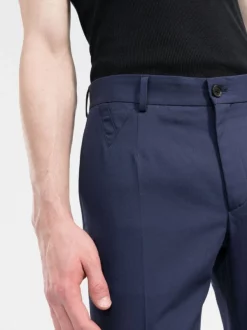 ( Nouvelle Collection ) Versace 1U830 NAVY Pantalon Chino à Imprimé La Greca Homme -Pas Cher Versace Boutique 17335192 886142ce d33b 4a44 8884 6a2aa6999558 600
