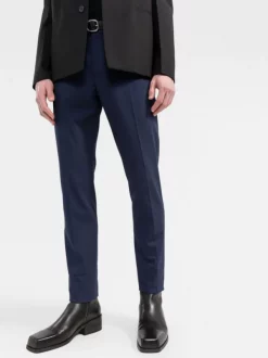 ( Nouvelle Collection ) Versace 1U830 NAVY Pantalon Chino à Imprimé La Greca Homme -Pas Cher Versace Boutique 17335192 9d295955 e916 488b a15b 2f41b8a508c6 600