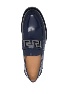 ( Nouvelle Collection ) Versace Mocassins En Cuir à Détail Greca 1U83B NAVY RUTENIO ULTRA BLACK 7 ( Nouvelle Collection ) Versace Mocassins En Cuir à Détail Greca 1U83B NAVY RUTENIO ULTRA BLACK -Pas Cher Versace Boutique 17335203 38691786 600