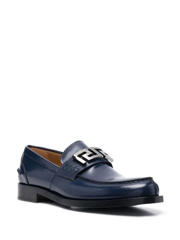 ( Nouvelle Collection ) Versace Mocassins En Cuir à Détail Greca 1U83B NAVY RUTENIO ULTRA BLACK 2 ( Nouvelle Collection ) Versace Mocassins En Cuir à Détail Greca 1U83B NAVY RUTENIO ULTRA BLACK – Image 2
