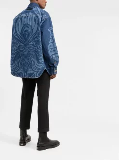 ( Nouvelle Collection ) Versace Veste En Jean à Logo Imprimé 1D030 MEDIUM BLUE -Pas Cher Versace Boutique 17335251 389fb36e b89d 4a58 ad2d a474faa590b2 600