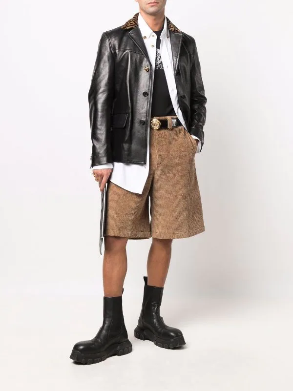 ( Positively Conscious ) Versace T-shirt à Logo Imprimé 1B000 BLACK 2 ( Positively Conscious ) Versace T-shirt à Logo Imprimé 1B000 BLACK – Image 2