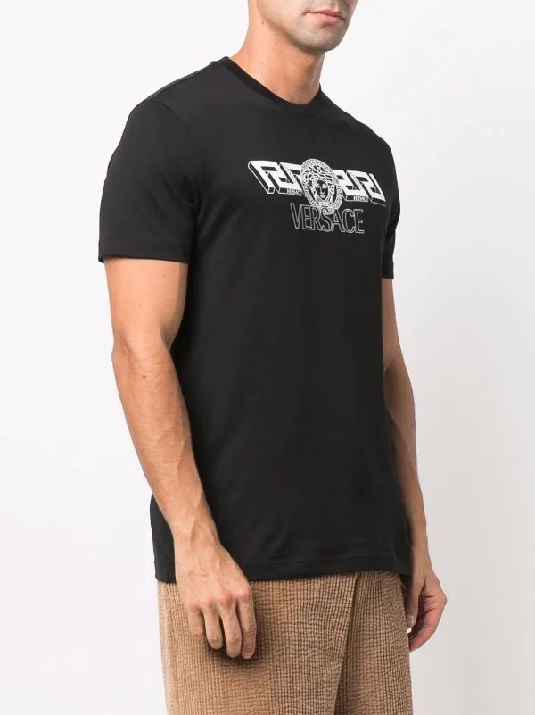 ( Positively Conscious ) Versace T-shirt à Logo Imprimé 1B000 BLACK 3 ( Positively Conscious ) Versace T-shirt à Logo Imprimé 1B000 BLACK – Image 3