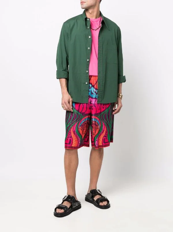 ( Nouvelle Collection ) Versace Short Plissé à Logo Imprimé 5R010 ORANGE MULTICOLOR 2 ( Nouvelle Collection ) Versace Short Plissé à Logo Imprimé 5R010 ORANGE MULTICOLOR – Image 2