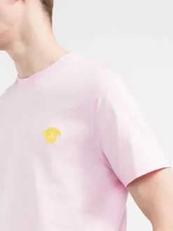 ( Nouvelle Collection ) Versace 2P810 PINK T-shirt à Logo Brodé Medusa Homme -Pas Cher Versace Boutique 17336136 b4405428 23d2 4c82 aac1 9a49c42dbcd0 600
