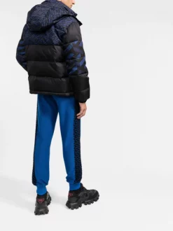 ( Nouvelle Collection ) Versace Pantalon De Jogging La Greca 1U820 SAPPHIRE -Pas Cher Versace Boutique 17336139 833dcf7f 2e9c 44cd b02d b4a7175aa060 600