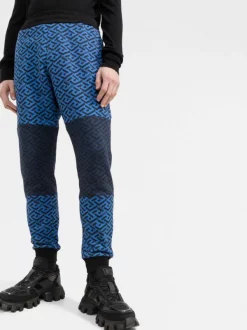 ( Nouvelle Collection ) Versace 5U040 BLUE NAVY+PRINT Pantalon De Jogging La Greca à Design Colour Block Homme -Pas Cher Versace Boutique 17336150 a57a31cf 9e44 4fef 9a1f cd4d9881ed45 600