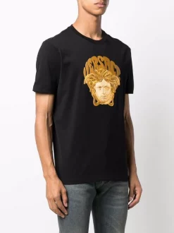 ( Nouvelle Collection ) Versace T-shirt à Motif Medusa Brodé 1B000 BLACK 7 ( Nouvelle Collection ) Versace T-shirt à Motif Medusa Brodé 1B000 BLACK -Pas Cher Versace Boutique 17336155 36569805 600