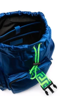 ( Nouvelle Collection ) Versace Sac à Dos à Imprimé Greca 2UA1E SAPPHIRE+NEONGREEN-RUTHENIUM -Pas Cher Versace Boutique 17336264 38091474 600