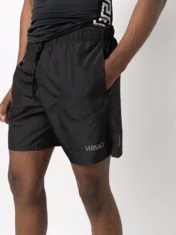 Versace Short à Imprimé Greca 1B000 BLACK -Pas Cher Versace Boutique 17421386 36111310 600