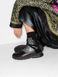 Versace Bottines Greca Rhegis En Cuir BLACK 6 Versace Bottines Greca Rhegis En Cuir BLACK -Pas Cher Versace Boutique 17422005 36426854 600