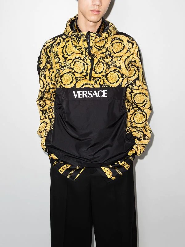 Versace Veste De Sport à Imprimé Barocco 5B010 BLACK PRINT 2 Versace Veste De Sport à Imprimé Barocco 5B010 BLACK PRINT – Image 2