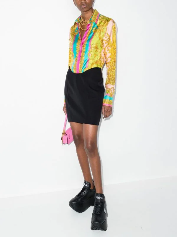 ( Access Edit ) Versace T-shirt à Imprimé Medusa Renaissance 5P370 4 ( Access Edit ) Versace T-shirt à Imprimé Medusa Renaissance 5P370 – Image 4