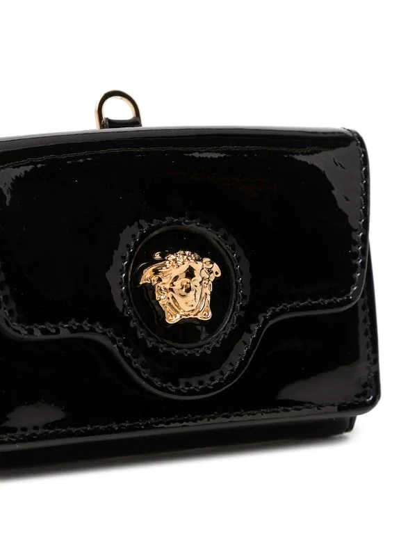 ( Nouvelle Collection ) Versace Portefeuille En Cuir Verni à Plaque Medusa Femme 3 ( Nouvelle Collection ) Versace Portefeuille En Cuir Verni à Plaque Medusa Femme – Image 3
