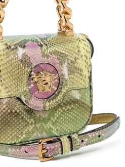 Versace 6X13V Sac Embossé à Plaque Medusa Femme 8 Versace 6X13V Sac Embossé à Plaque Medusa Femme -Pas Cher Versace Boutique 17547862 39338725 600