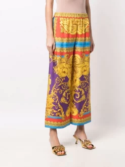 ( Nouvelle Collection ) Versace 5L290 DARK ORCHID+SUN Pantalon Ample à Imprimé Medusa Renaissance Femme 9 ( Nouvelle Collection ) Versace 5L290 DARK ORCHID+SUN Pantalon Ample à Imprimé Medusa Renaissance Femme -Pas Cher Versace Boutique 17678834 38810216 600