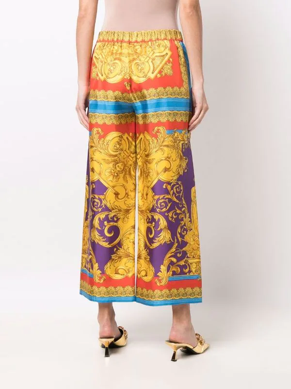 ( Nouvelle Collection ) Versace 5L290 DARK ORCHID+SUN Pantalon Ample à Imprimé Medusa Renaissance Femme 4 ( Nouvelle Collection ) Versace 5L290 DARK ORCHID+SUN Pantalon Ample à Imprimé Medusa Renaissance Femme – Image 4