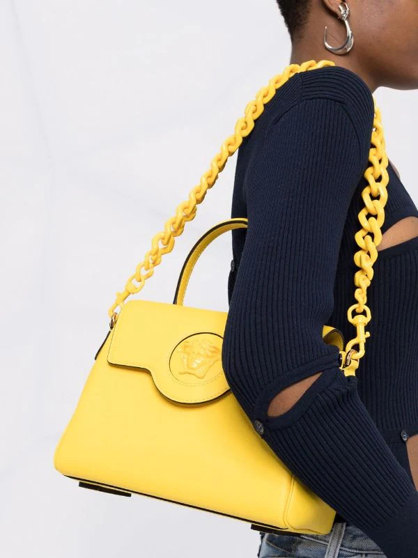 ( Nouvelle Collection ) Versace Sac à Man La Medusa Médium 1Y70V YELLOW-YELLOW 3 ( Nouvelle Collection ) Versace Sac à Man La Medusa Médium 1Y70V YELLOW-YELLOW – Image 3