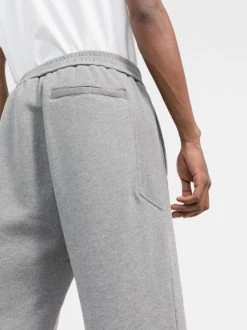 ( Nouvelle Collection ) Versace Pantalon De Jogging à Logo Brodé 1E090 LIGHT GREY -Pas Cher Versace Boutique 17694249 5c436856 89b2 4cc8 886d 41710204426a 600