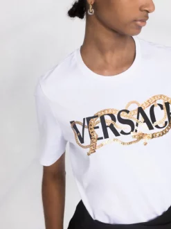 ( Nouvelle Collection ) Versace T-shirt à Logo Imprimé 2W070 WHITE -Pas Cher Versace Boutique 17703511 703467f4 1a43 443c aa3e fa09db28a49a 600