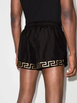 ( Access Edit ) Versace 1B000 BLACK Short De Bain Greca à Logo Imprimé Homme -Pas Cher Versace Boutique 17778166 39639252 600