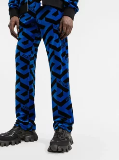 ( Nouvelle Collection ) Versace Pantalon De Jogging à Motif Géométrique 2UA00 SAPPHIRE/BLACK -Pas Cher Versace Boutique 17958383 1939921e 531e 47bf 9adf ffac4db39007 600