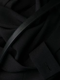 ( Nouvelle Collection ) Versace 1B000 BLACK Robe Mi-longue Sans Manches à Taille Ceinturée Femme -Pas Cher Versace Boutique 18002976 ddf82bdb 73e0 40ba afb7 d04db51cd96f 600