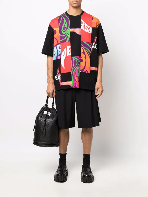 ( Nouvelle Collection ) Versace T-shirt à Imprimé Graphique 5B020 BLACK + MULTICOLOR 2 ( Nouvelle Collection ) Versace T-shirt à Imprimé Graphique 5B020 BLACK + MULTICOLOR – Image 2