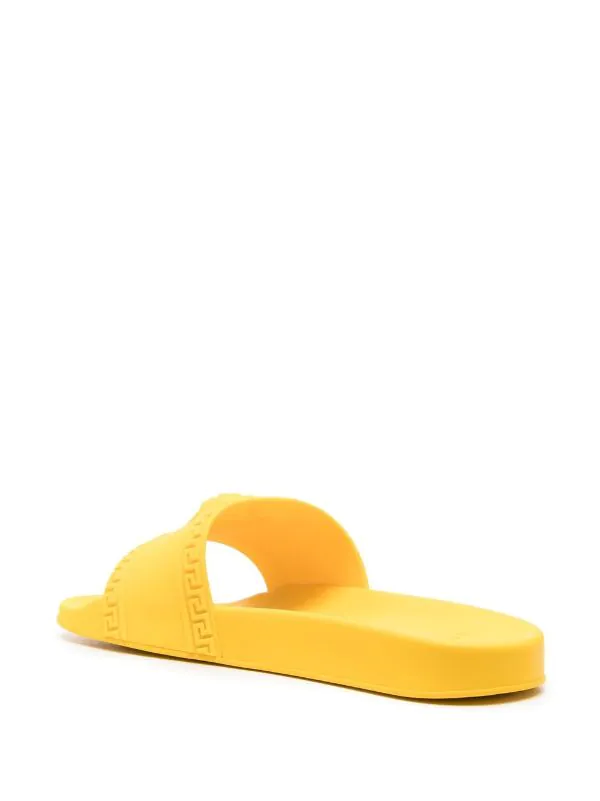 ( Nouvelle Collection ) Versace Claquettes à Logo Medusa 1Y670 YELLOW 3 ( Nouvelle Collection ) Versace Claquettes à Logo Medusa 1Y670 YELLOW – Image 3