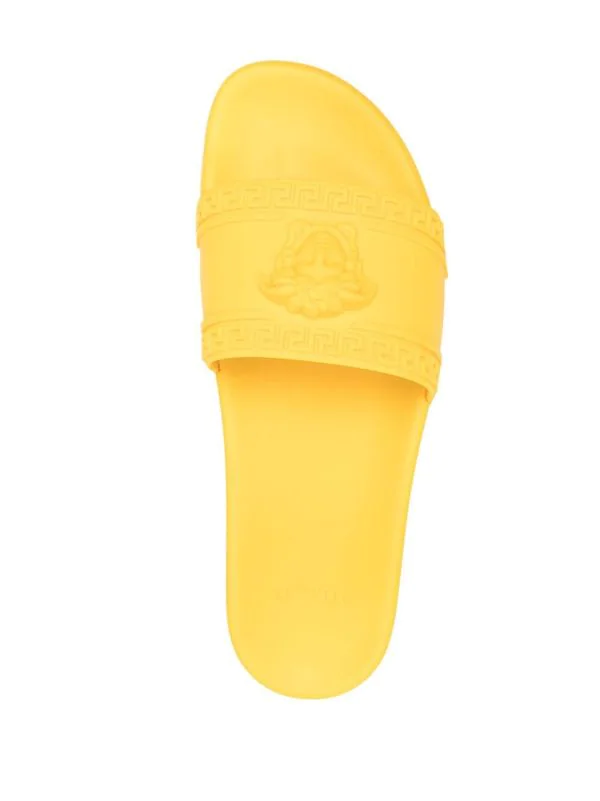 ( Nouvelle Collection ) Versace Claquettes à Logo Medusa 1Y670 YELLOW 4 ( Nouvelle Collection ) Versace Claquettes à Logo Medusa 1Y670 YELLOW – Image 4
