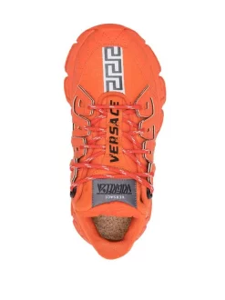 Versace Baskets à Patch Logo Femme 7 Versace Baskets à Patch Logo Femme -Pas Cher Versace Boutique 18370761 39418034 600