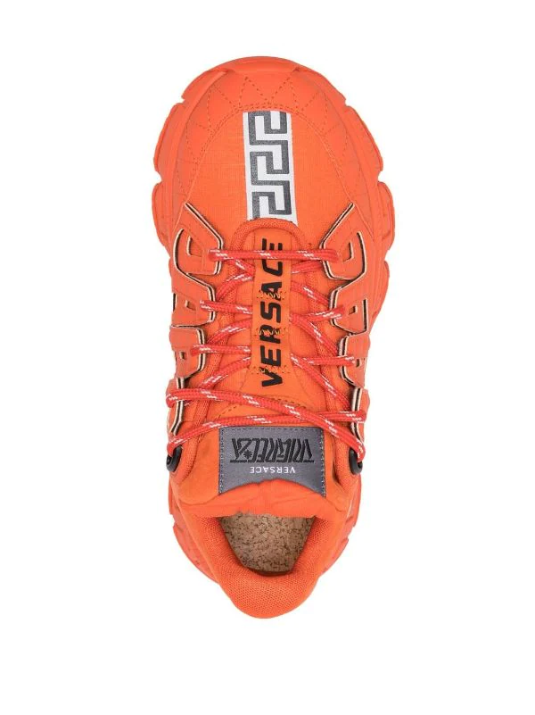 Versace Baskets à Patch Logo Femme 4 Versace Baskets à Patch Logo Femme – Image 4