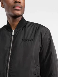 Versace Veste Bomber à Imprimé Baroque 5X000 MULTICOLOR -Pas Cher Versace Boutique 18418020 4fd588d0 aecf 403e bf02 f3ab0f10464d 600