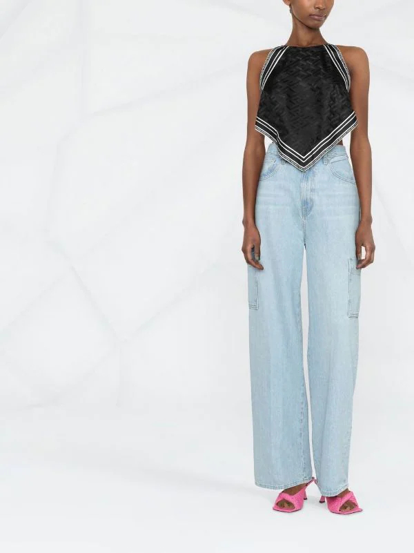 ( Nouvelle Collection ) Versace Haut Dos-nu à Logo Imprimé 1B000 BLACK 2 ( Nouvelle Collection ) Versace Haut Dos-nu à Logo Imprimé 1B000 BLACK – Image 2